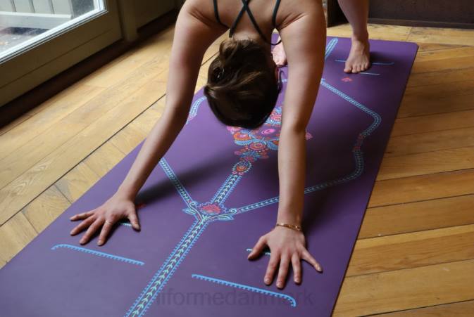 Liforme mindful haveyogamåtte lilla/blomstret yoga måtter 4R8013 - Image 2