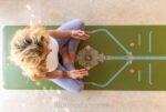 Liforme mindful haveyogamåtte oliven/blomstret yoga måtter 4R801 - Image 6